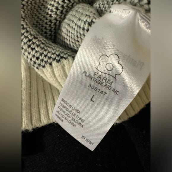 Farm Rio🩷 Smiley Collaboration Sweater Size Large - Picture 10 of 13